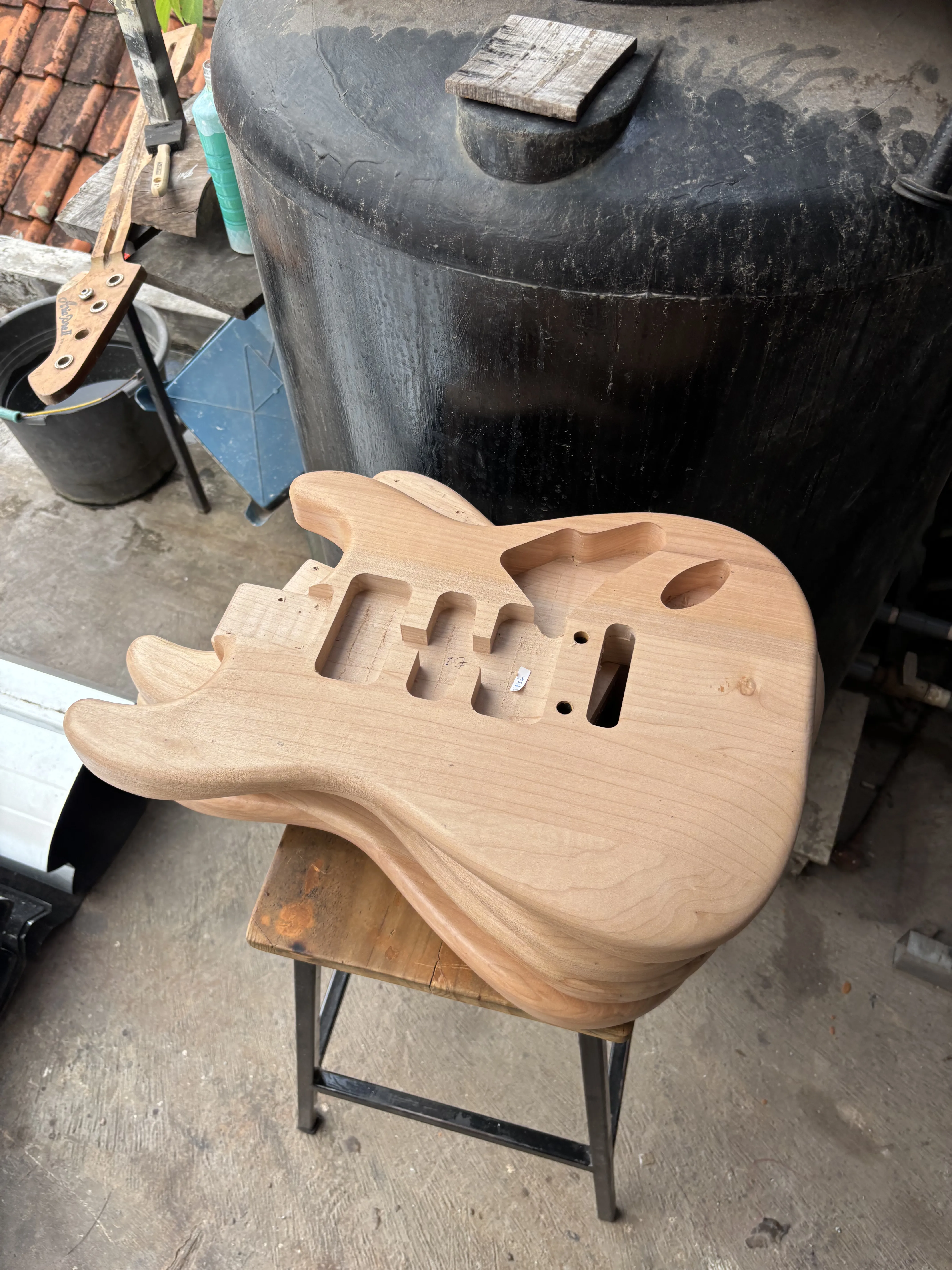 Workshop Joko Indonesia Guitars